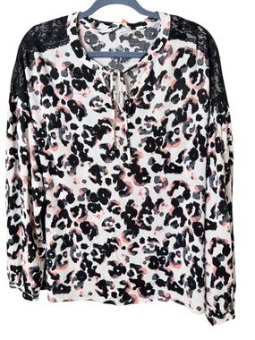Tu Woman size 20 Long-Sleeve Leopard Print Lace Shoulders in White, Black & Pink
